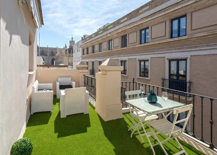 Genteel Home Giralda