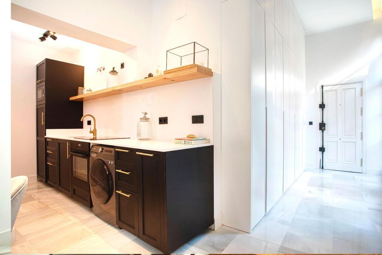 Apartament Genteel Giralda *