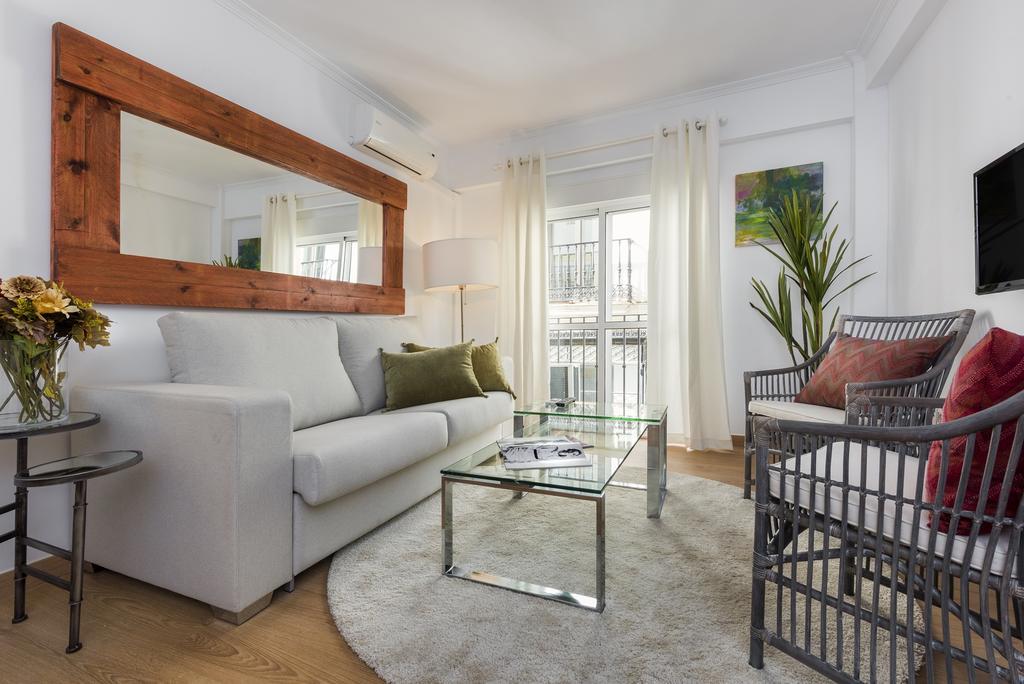 Apartament Genteel Giralda *